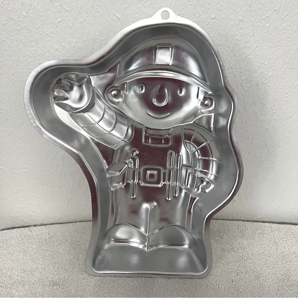 Wilton Bob the Builder Cake Pan Vintage 2002 #2105-5025 Birthday Parties EUC